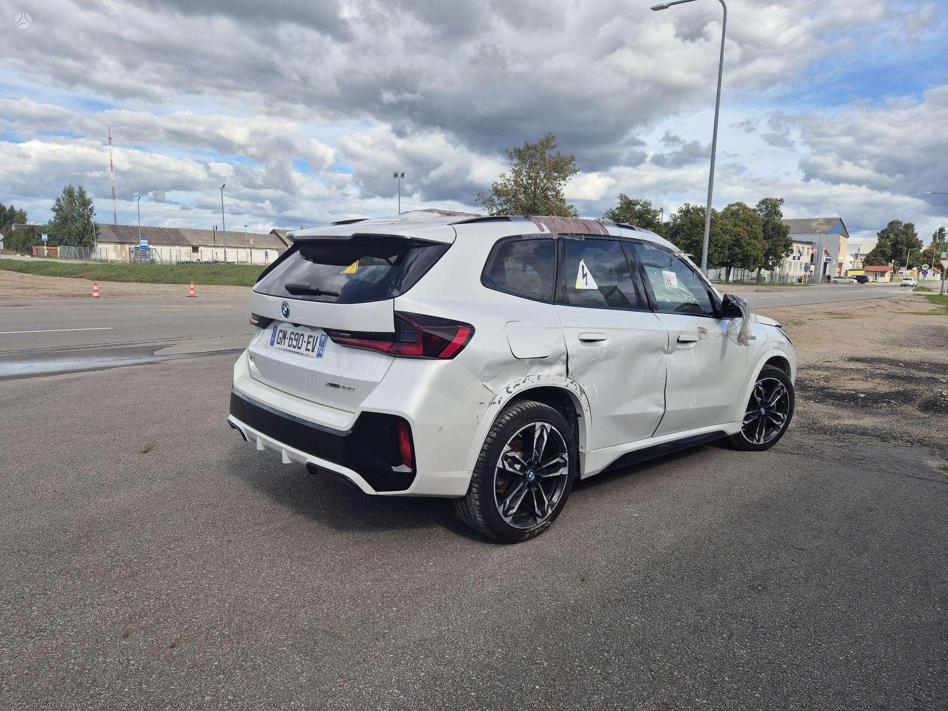 BMW X1 фото 6