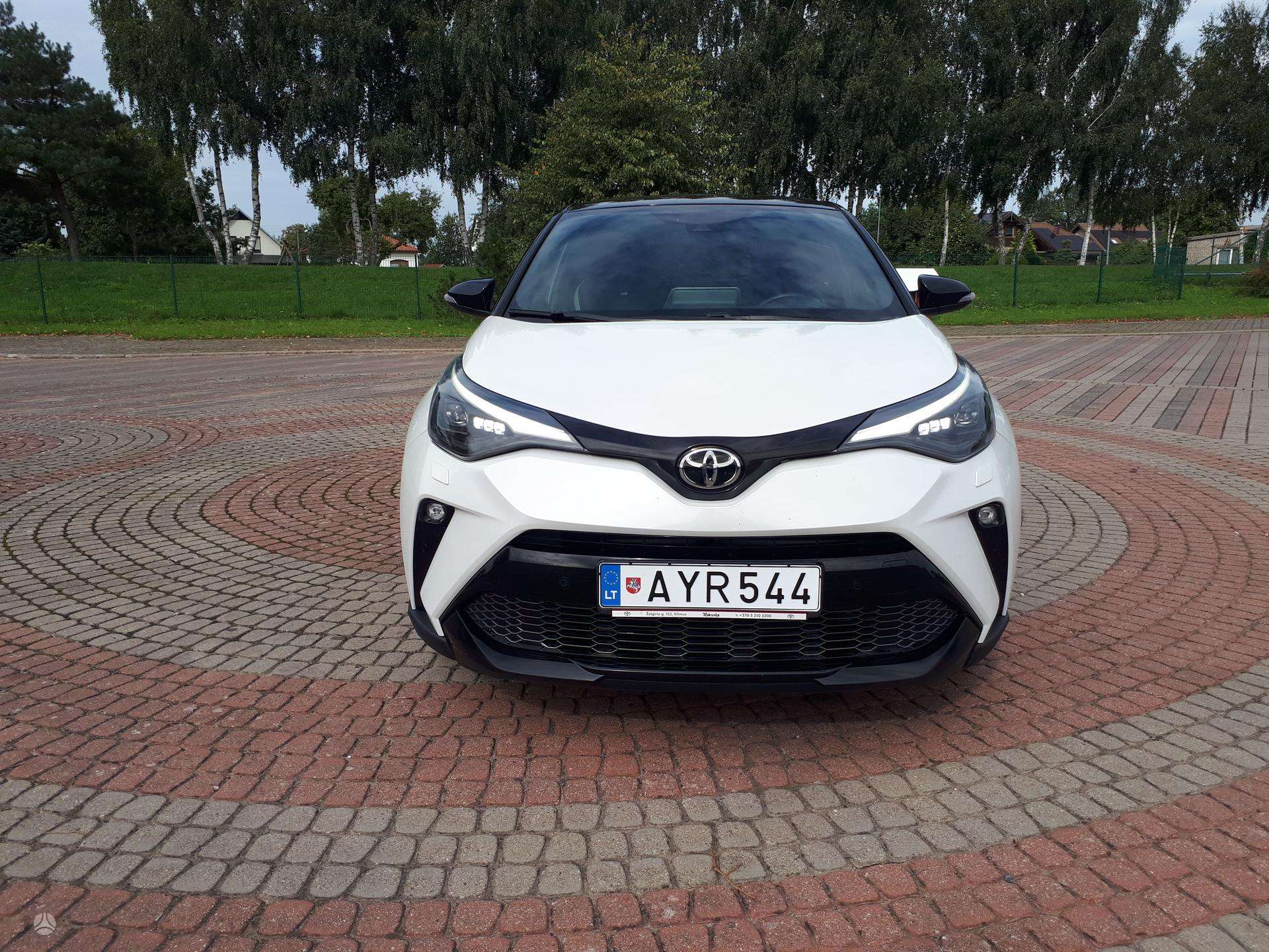 Toyota C-HR фото 3