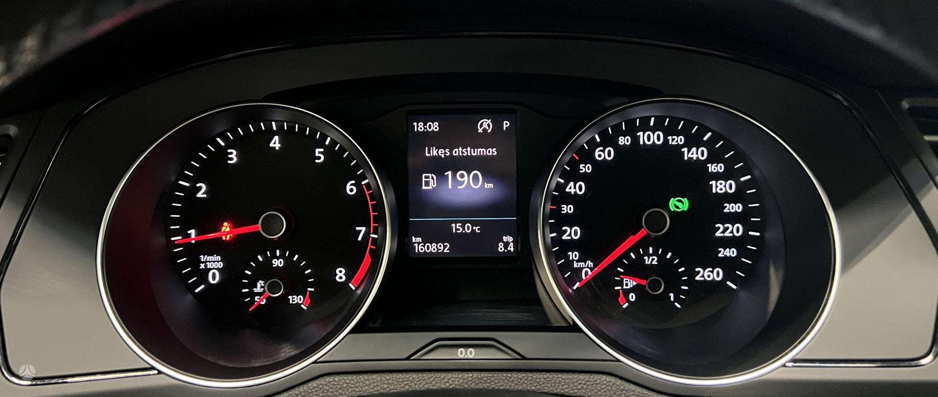 Volkswagen Passat фото 9