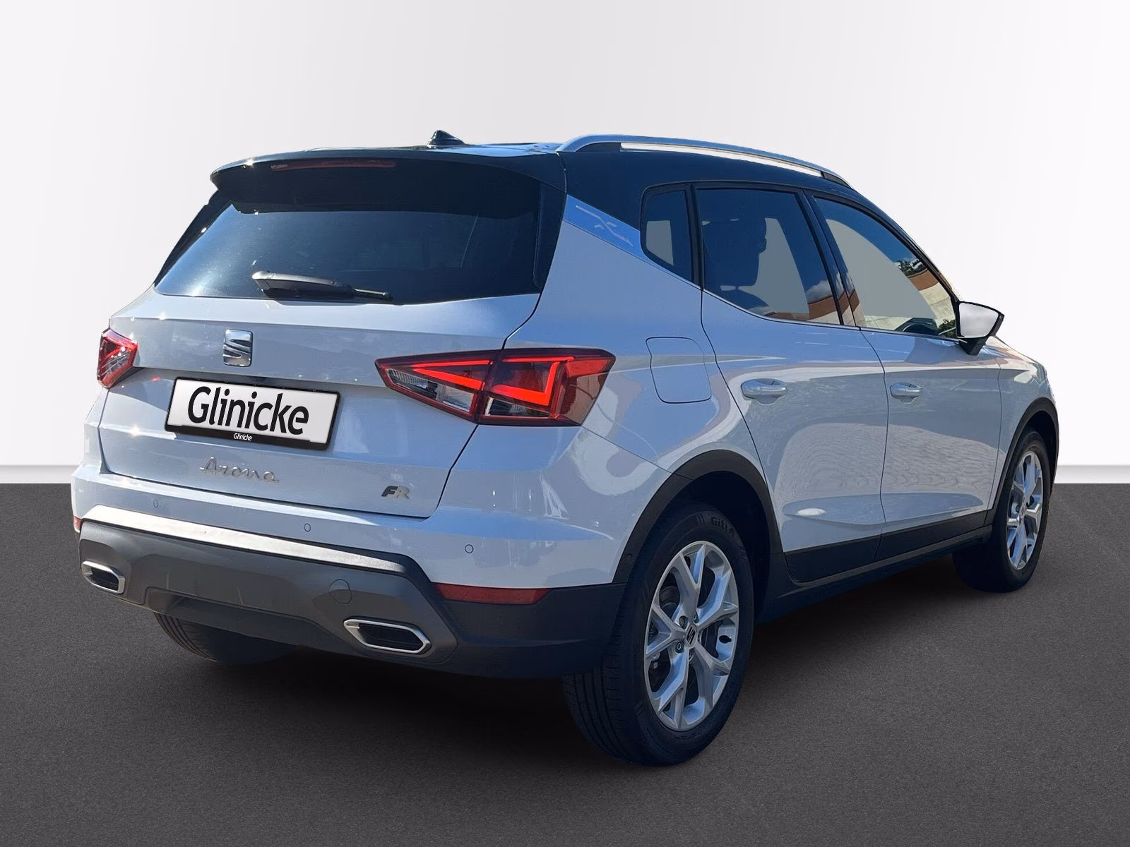 Seat Arona фото 11