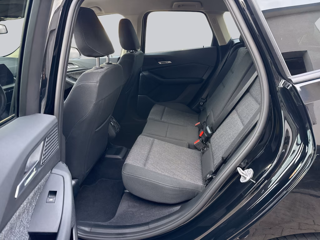 BMW 216 Active Tourer фото 16