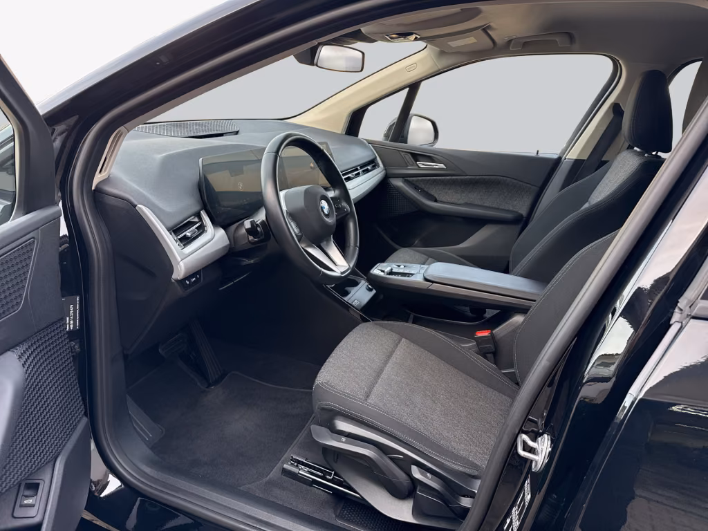 BMW 216 Active Tourer фото 19
