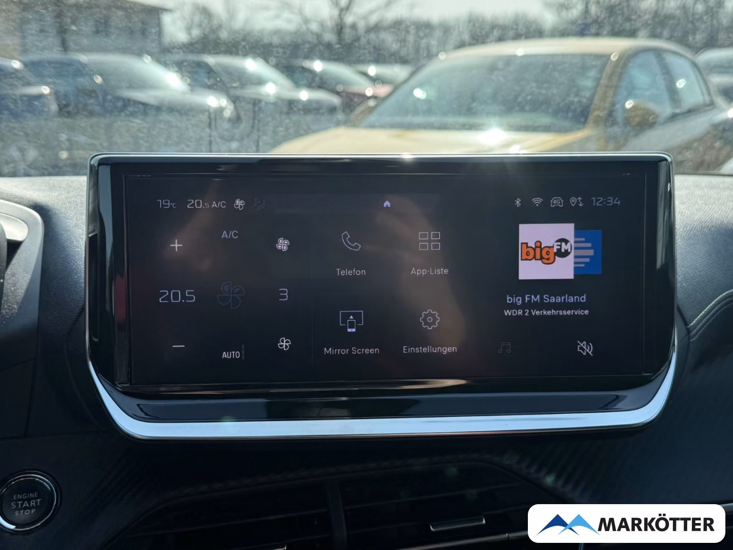 Peugeot 2008 фото 12