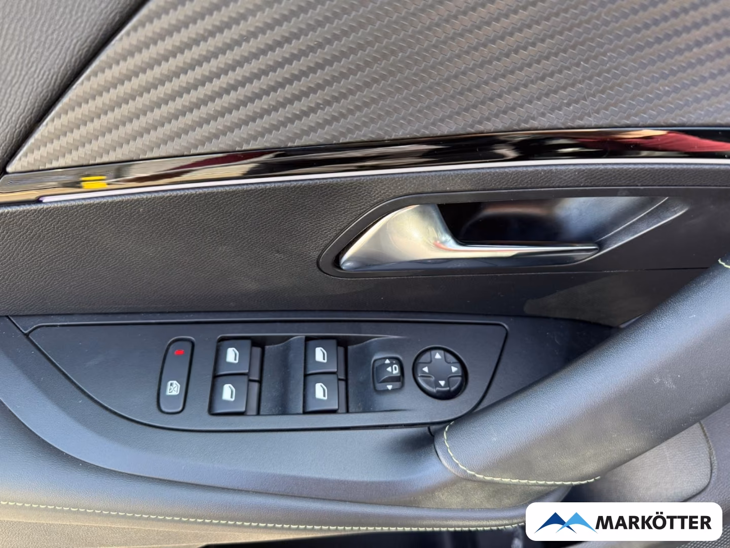 Peugeot 2008 фото 20