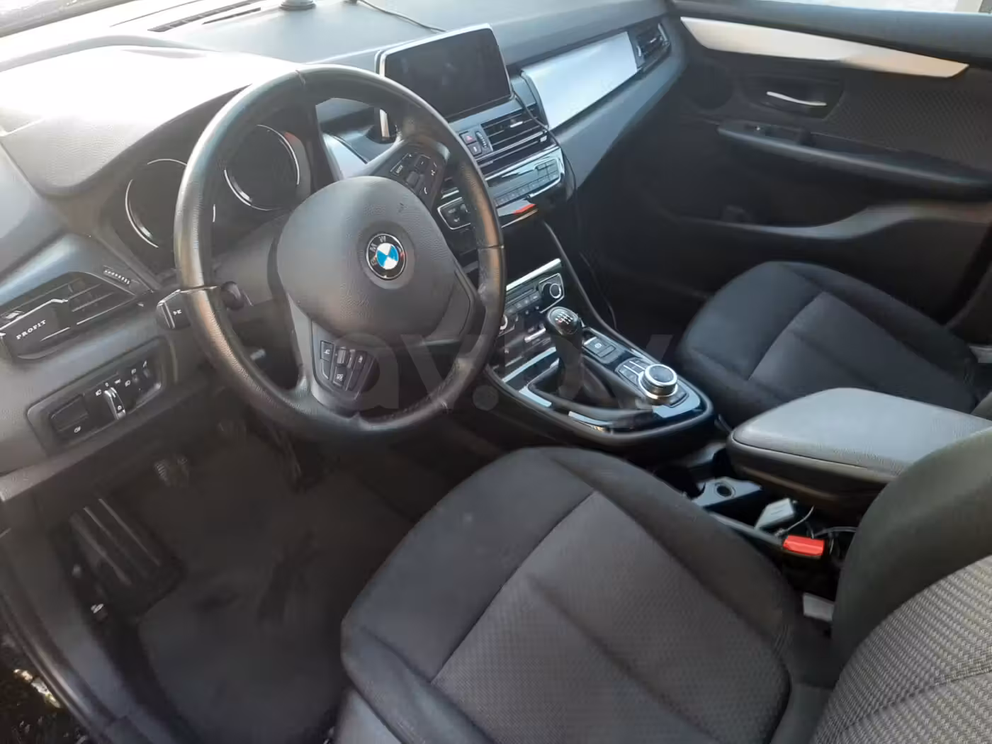 BMW 2 серия Active Tourer фото 25