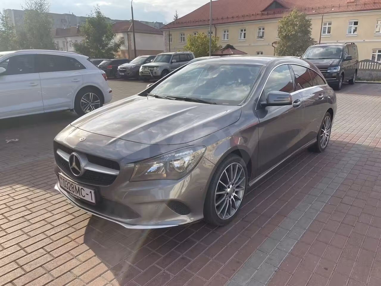 Mercedes-Benz CLA