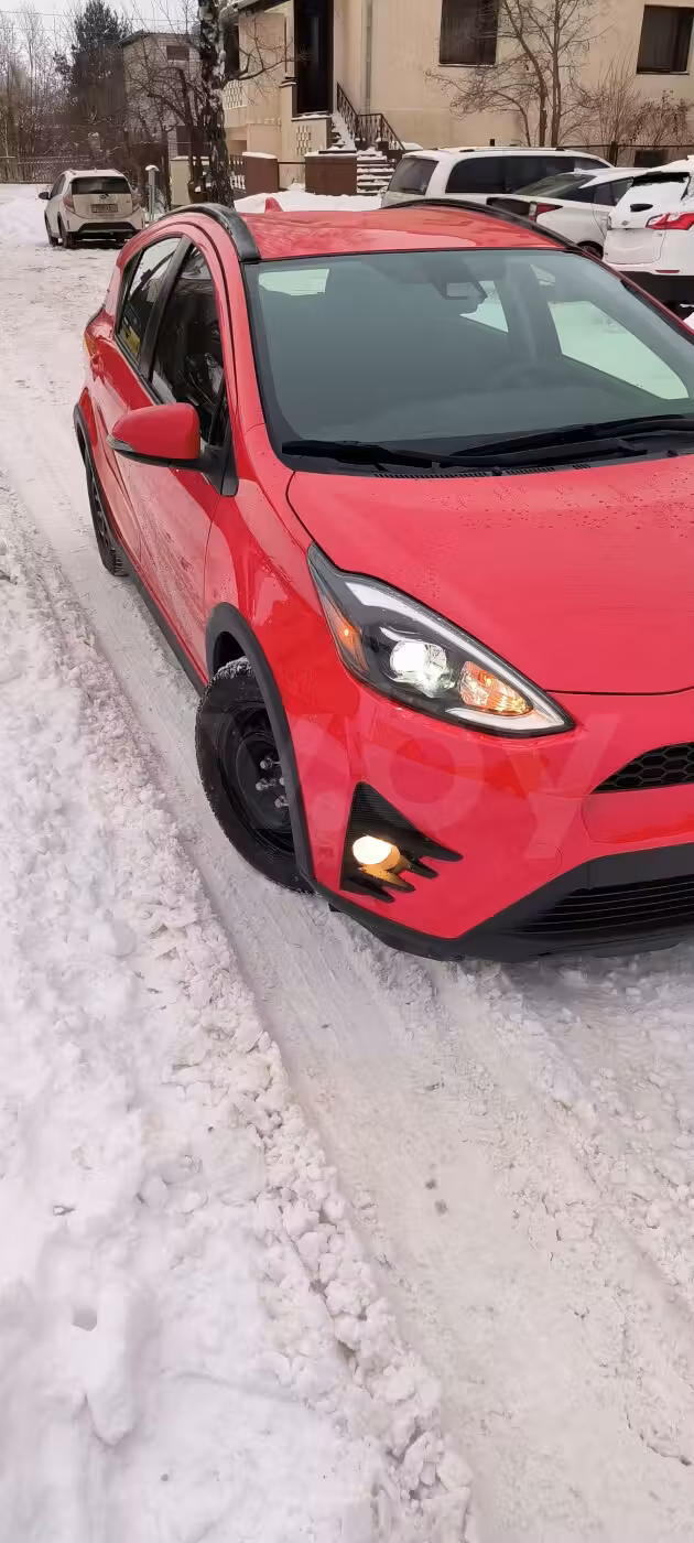 Toyota Prius C фото 9