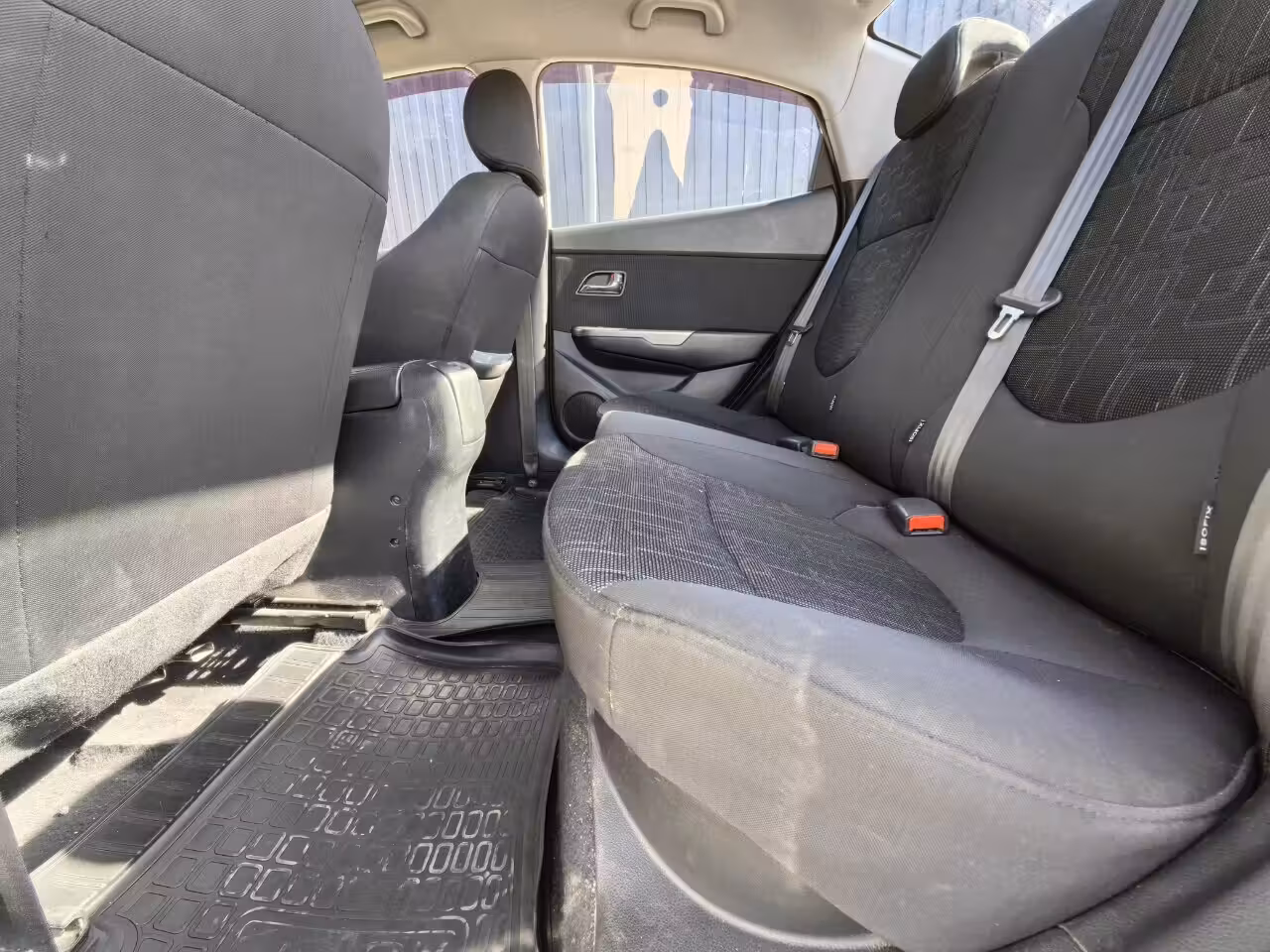 Kia Rio фото 9