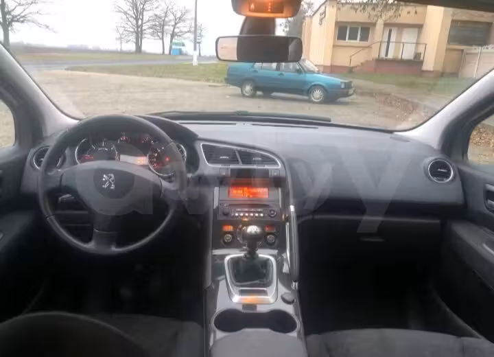 Peugeot 3008 фото 12