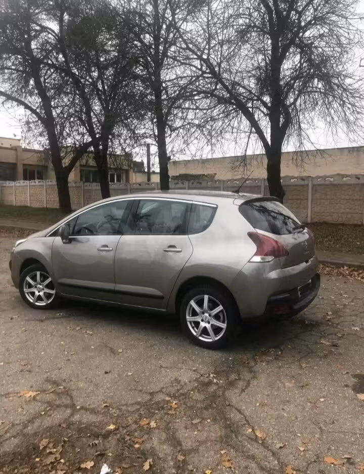 Peugeot 3008 фото 10