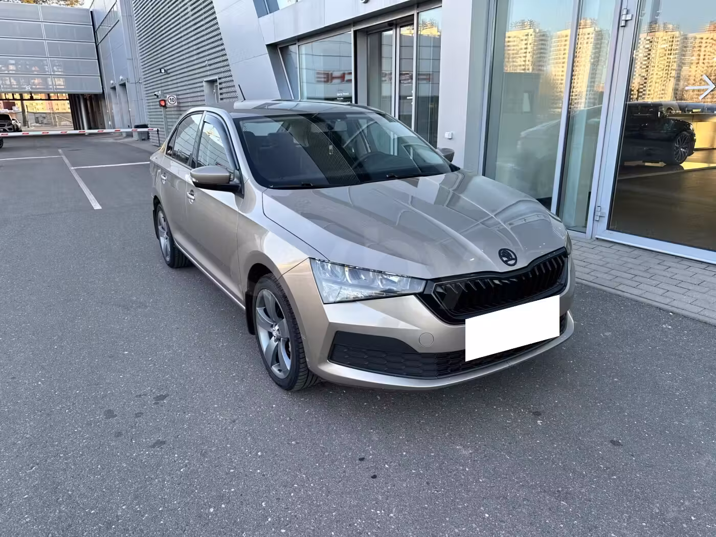 Skoda Rapid фото 2