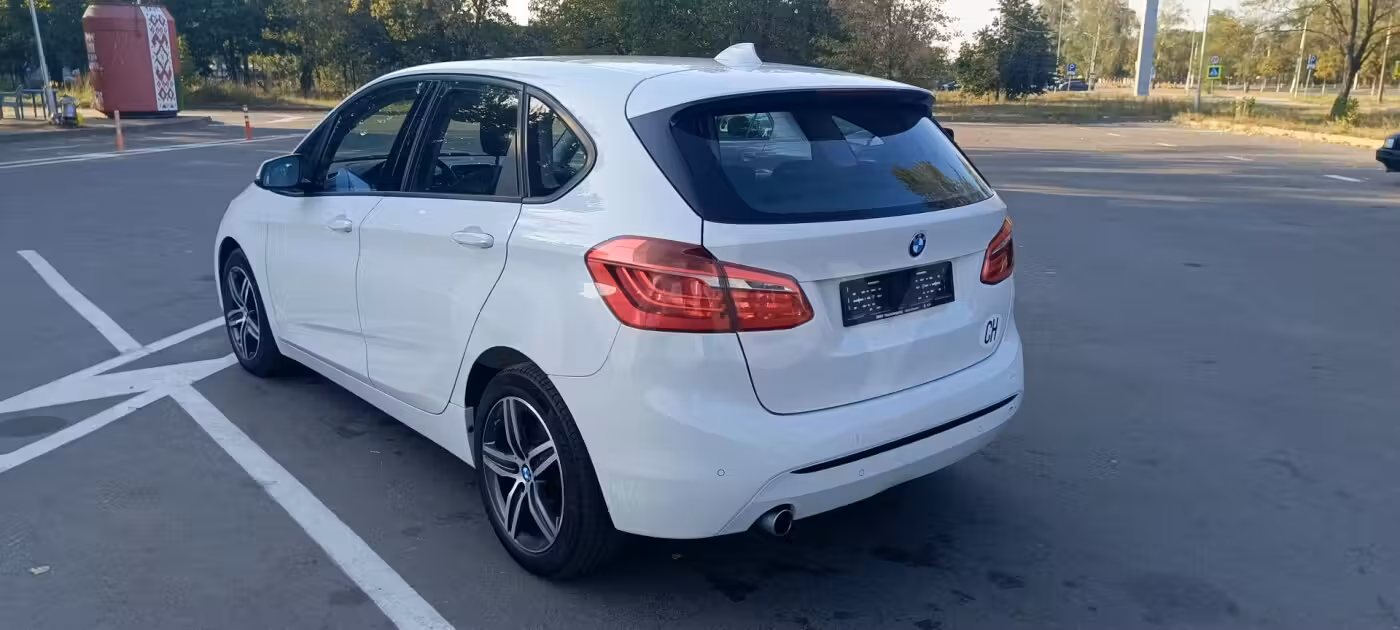 BMW 2 серия Active Tourer фото 4