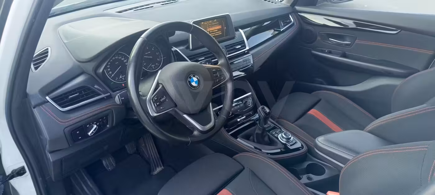 BMW 2 серия Active Tourer фото 5