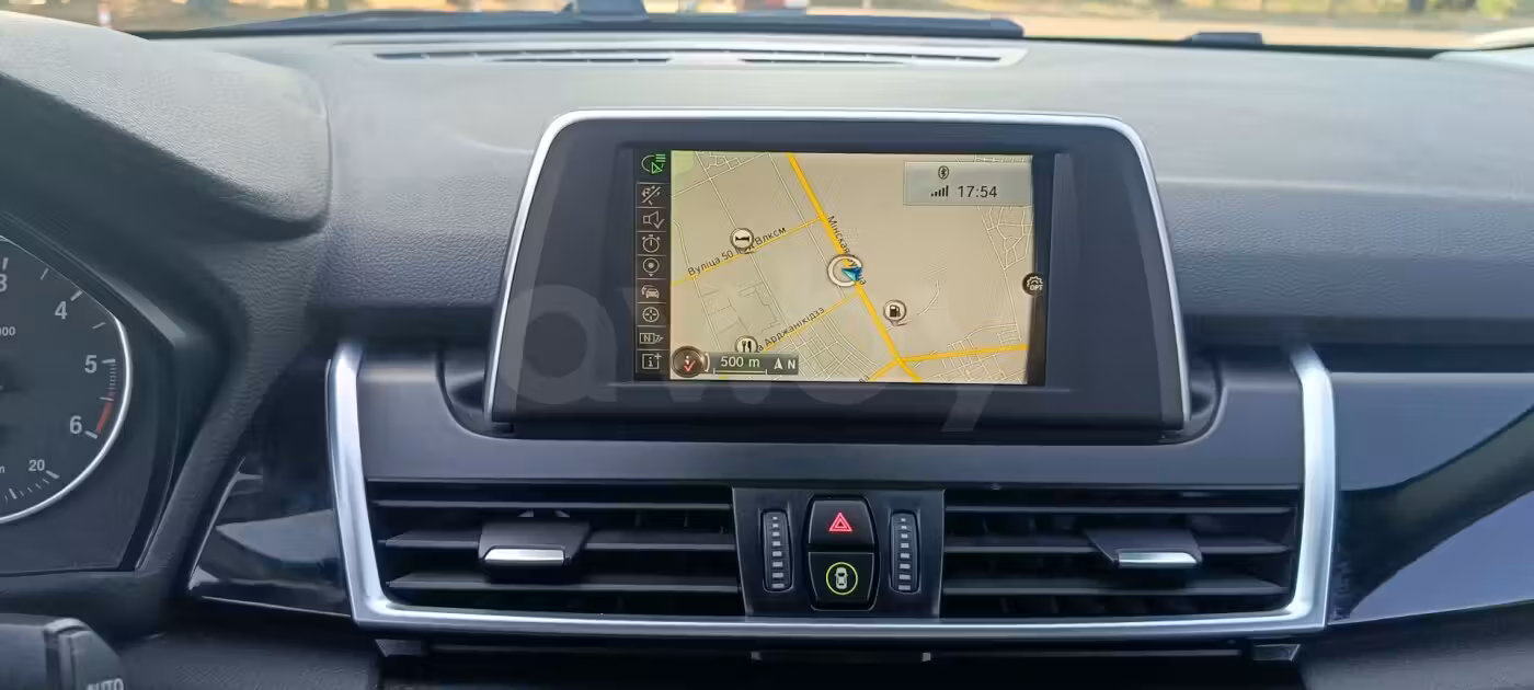 BMW 2 серия Active Tourer фото 17