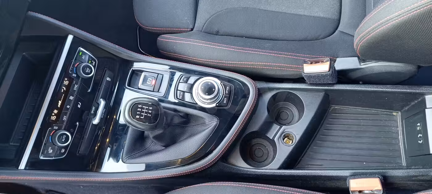 BMW 2 серия Active Tourer фото 21