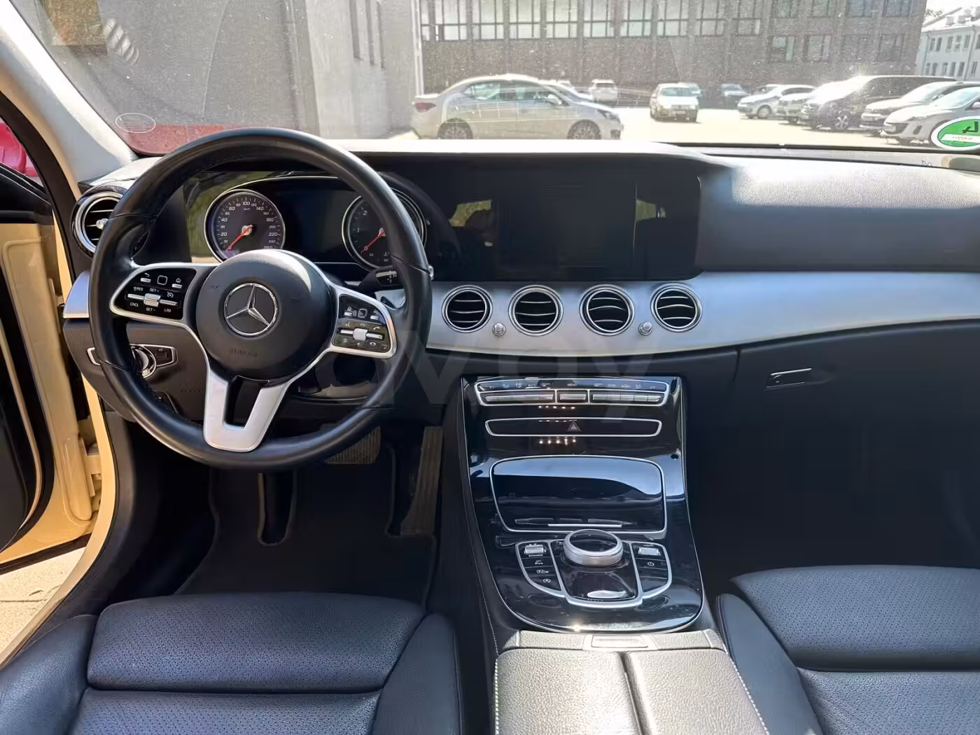 Mercedes-Benz E-Класс фото 12