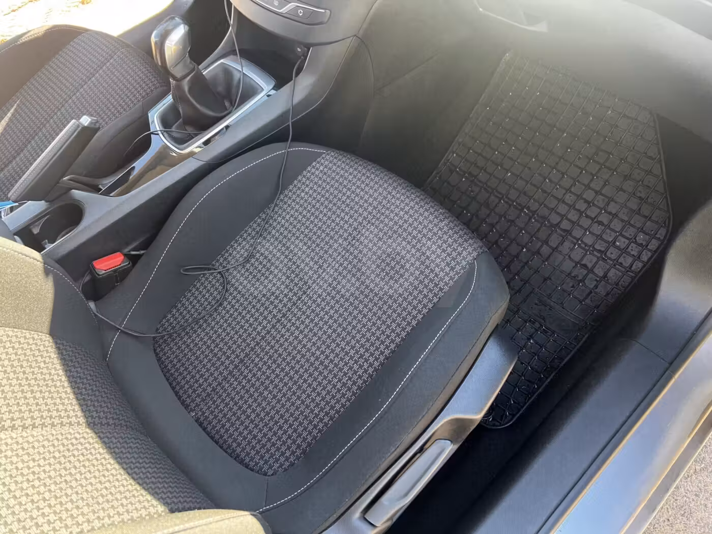 Peugeot 308 фото 17