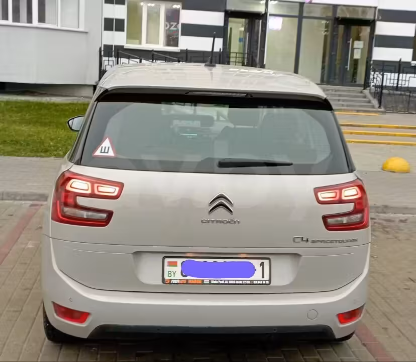 Citroen C4 Grand Spacetourer фото 4