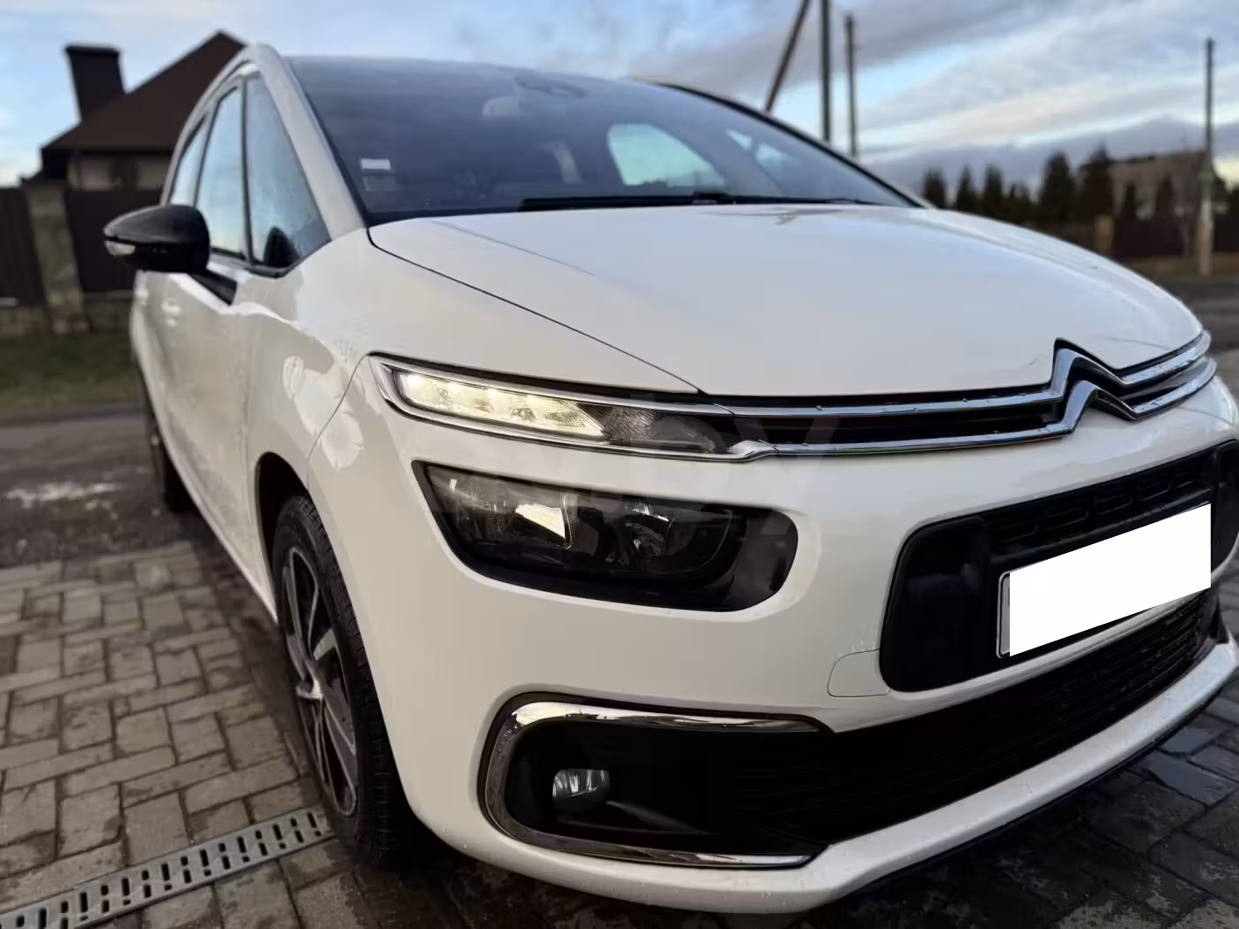Citroen C4 Grand Spacetourer фото 12