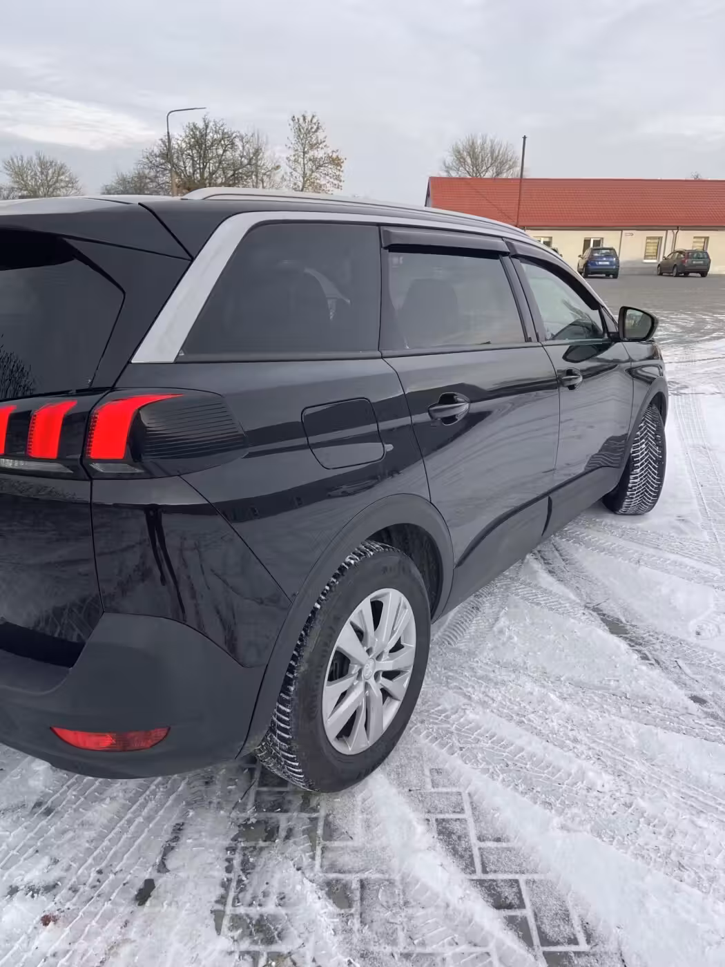 Peugeot 5008 фото 5