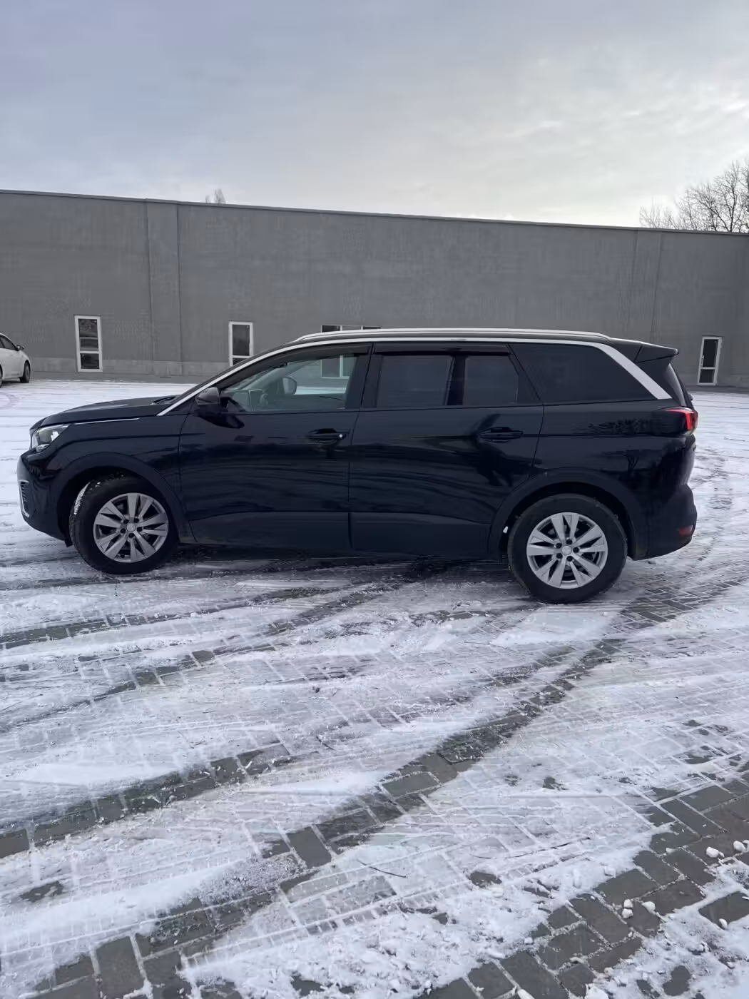 Peugeot 5008 фото 7
