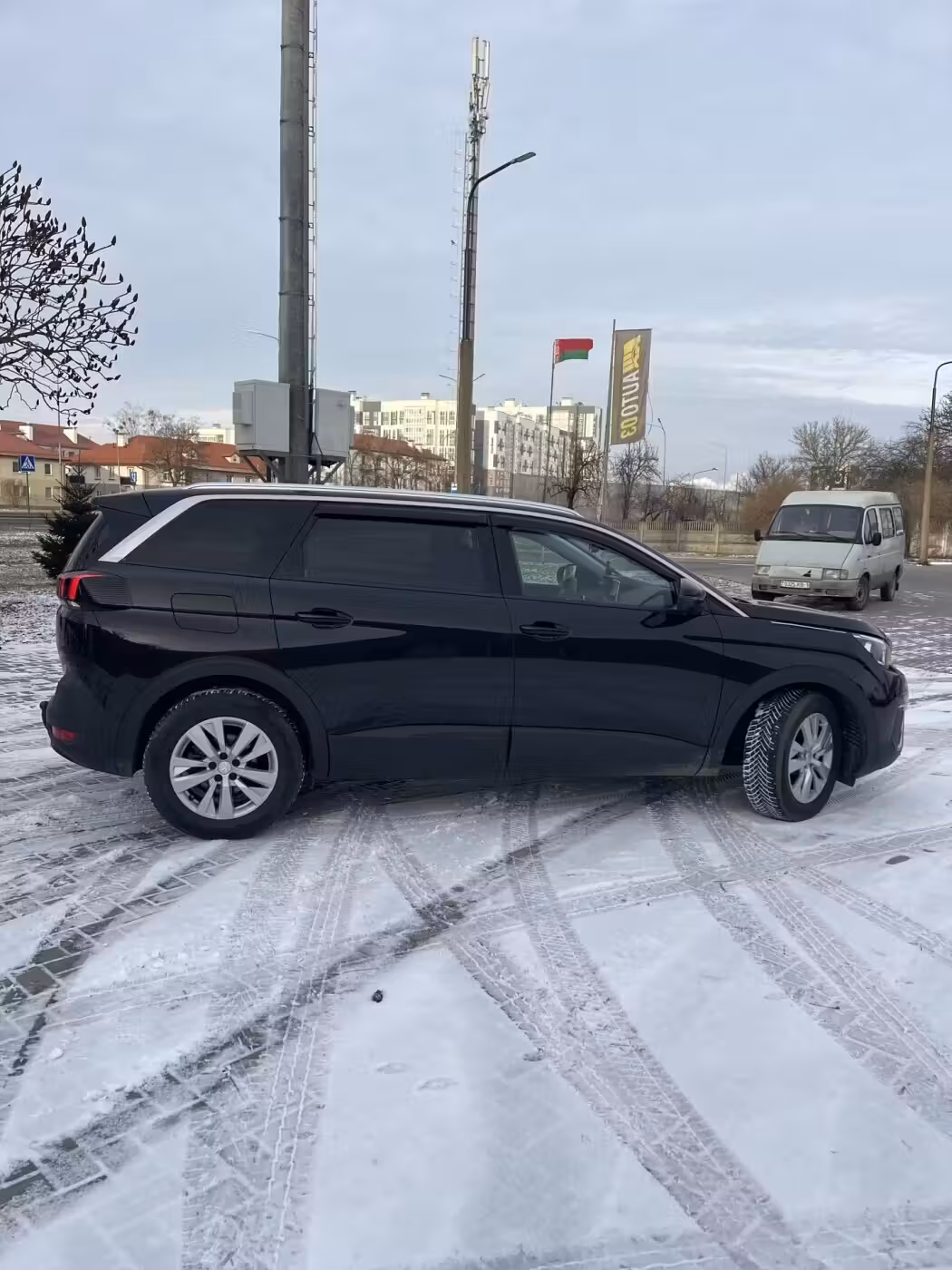 Peugeot 5008 фото 3