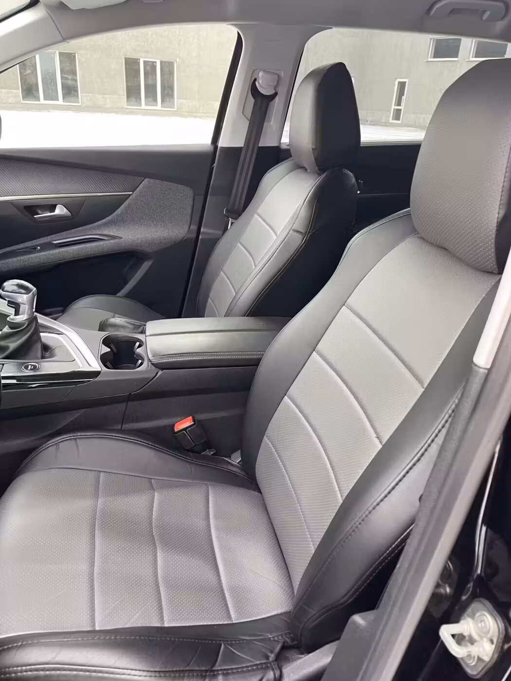 Peugeot 5008 фото 12