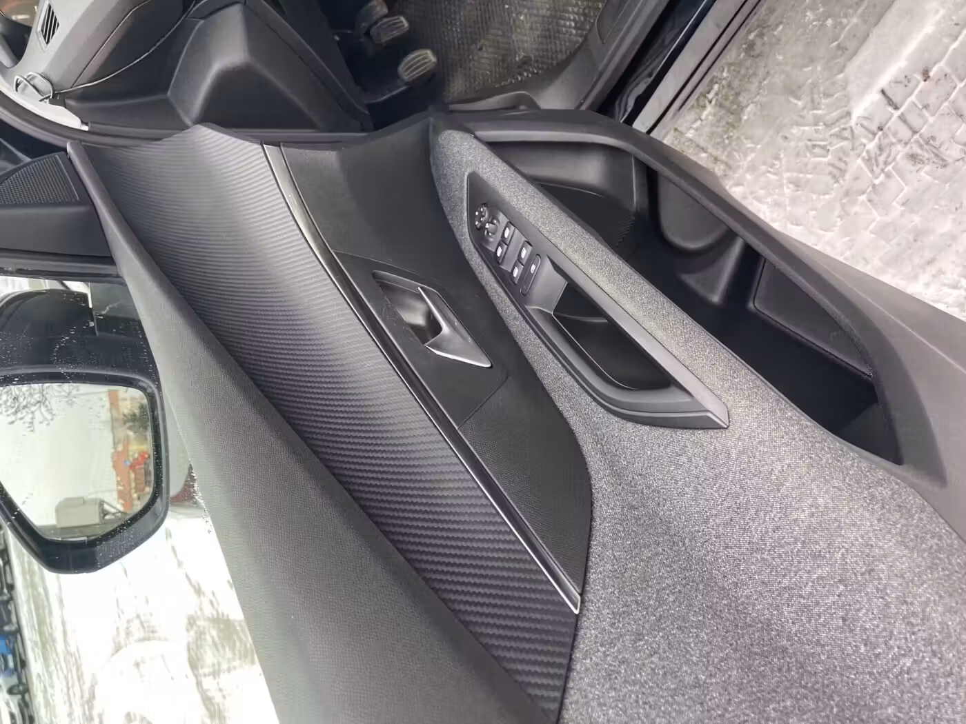 Peugeot 5008 фото 23