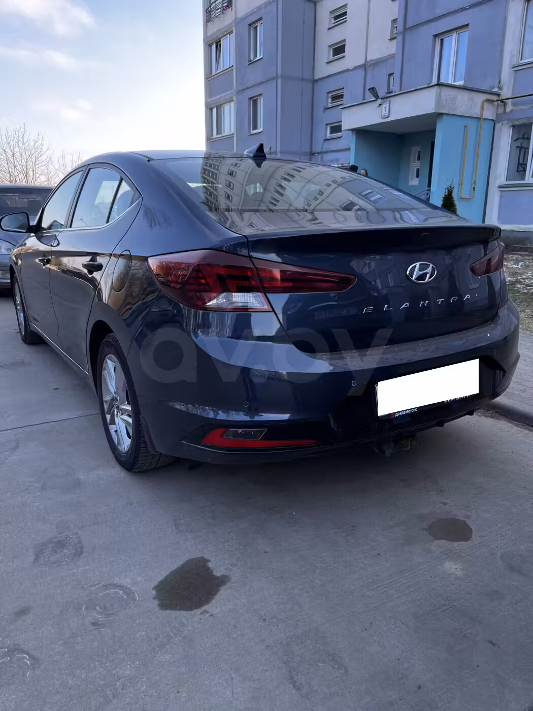 Hyundai Elantra фото 8