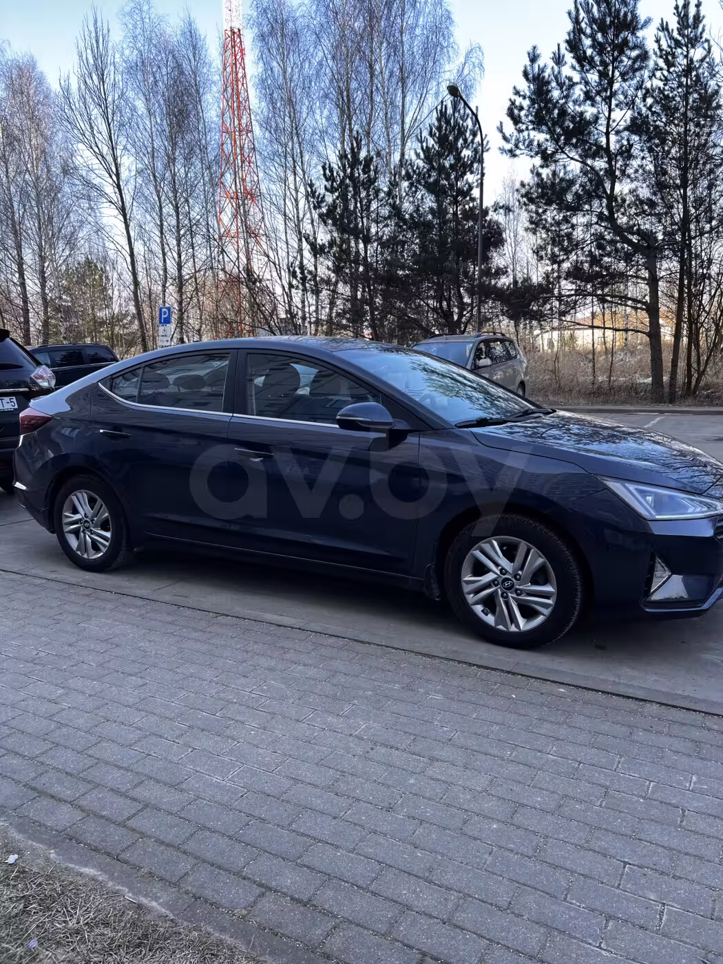 Hyundai Elantra фото 16
