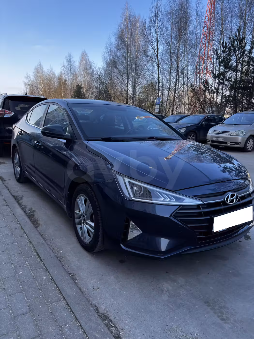 Hyundai Elantra фото 4