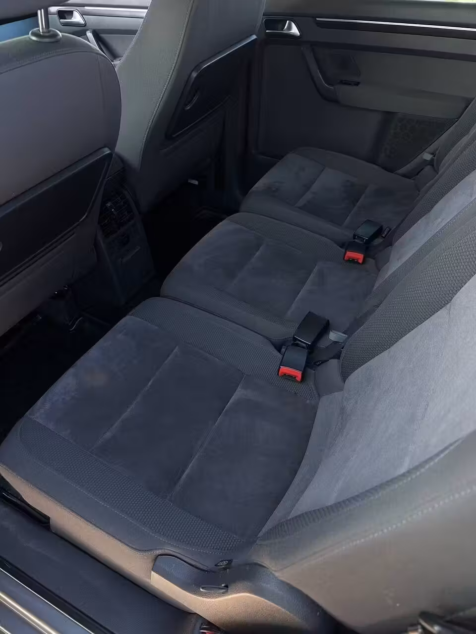 Volkswagen Touran фото 9