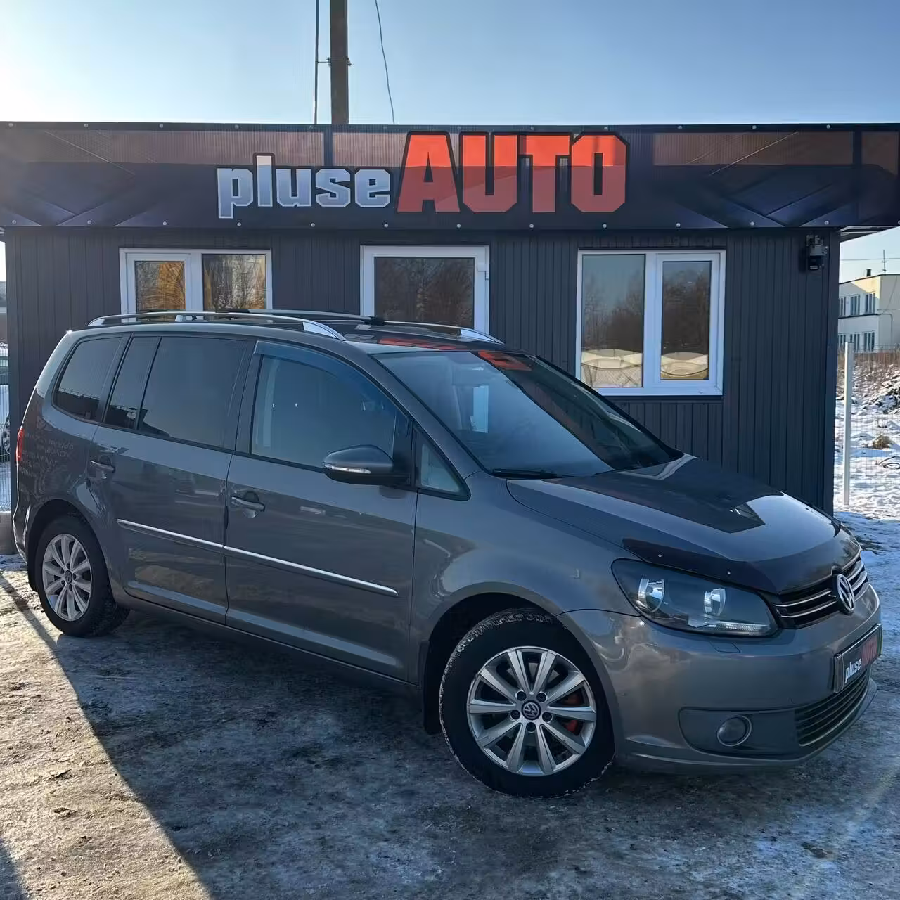 Volkswagen Touran фото 2