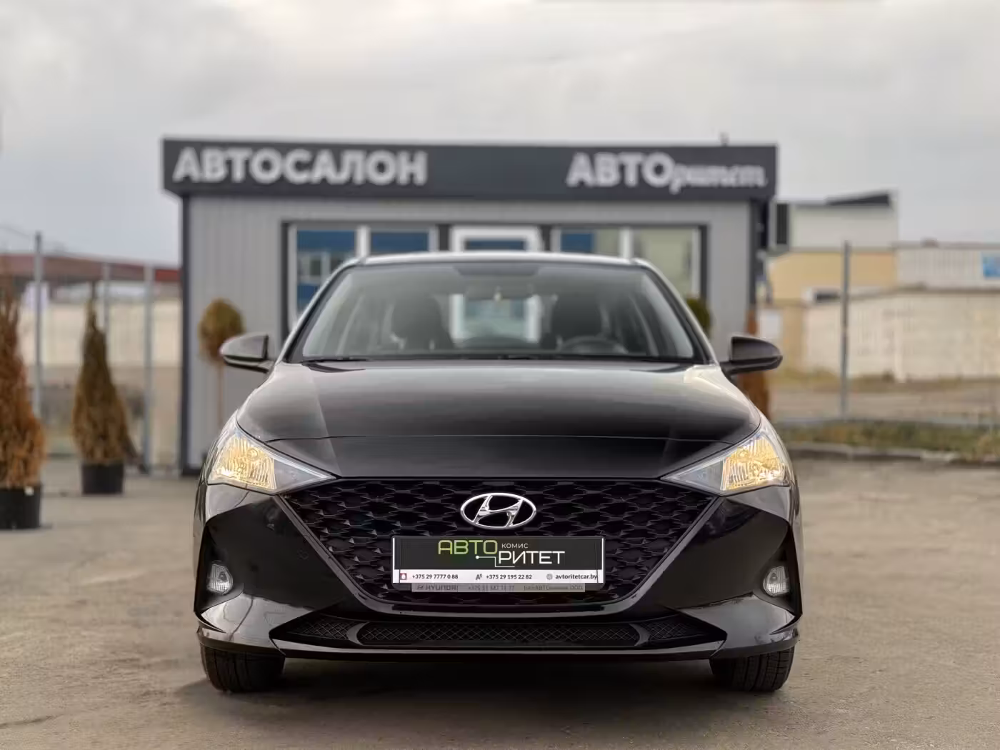 Hyundai Accent фото 2