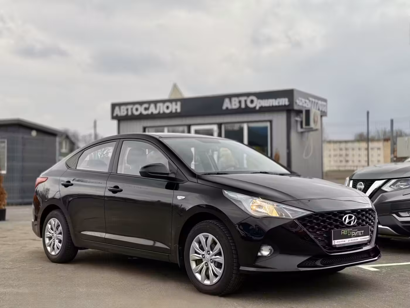 Hyundai Accent фото 3