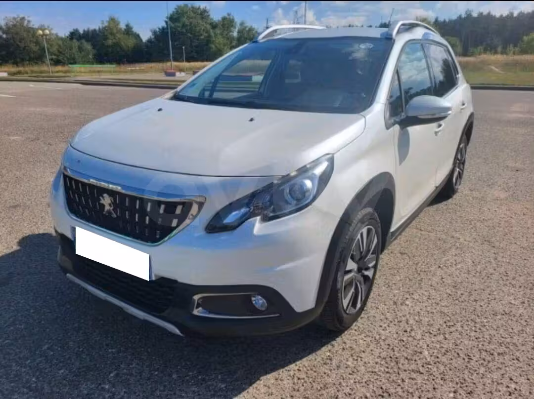 Peugeot 2008 фото 8
