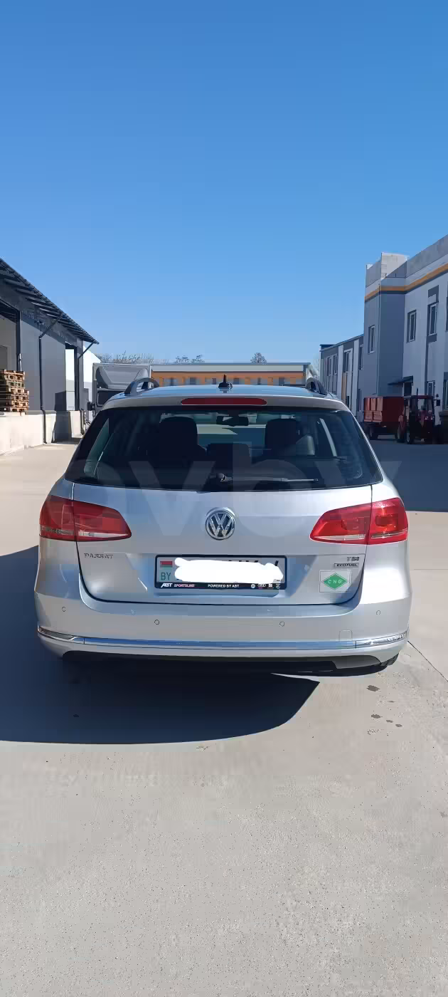 Volkswagen Passat фото 9