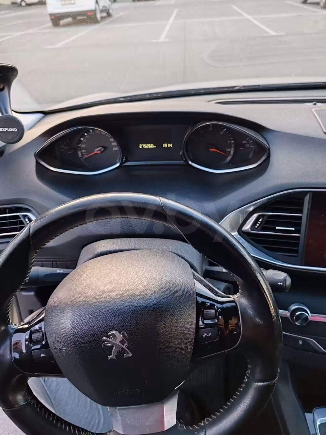 Peugeot 308 фото 6