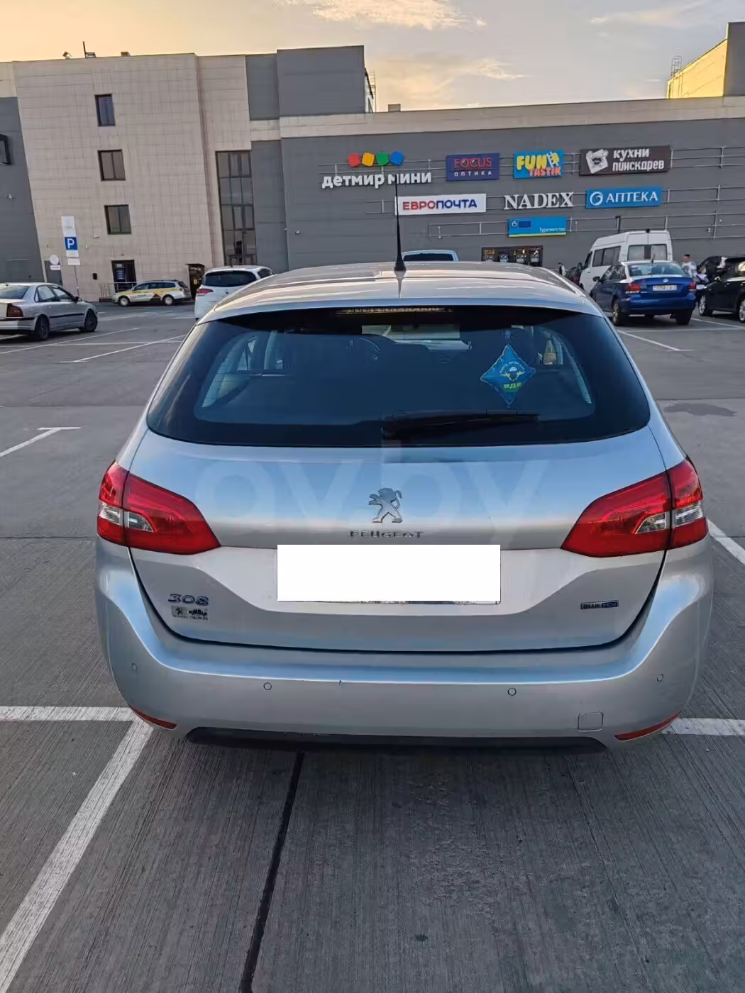 Peugeot 308 фото 4