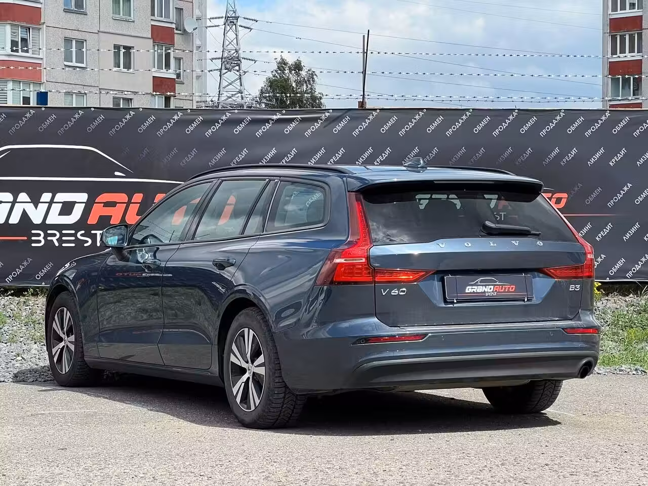 Volvo V60 фото 3