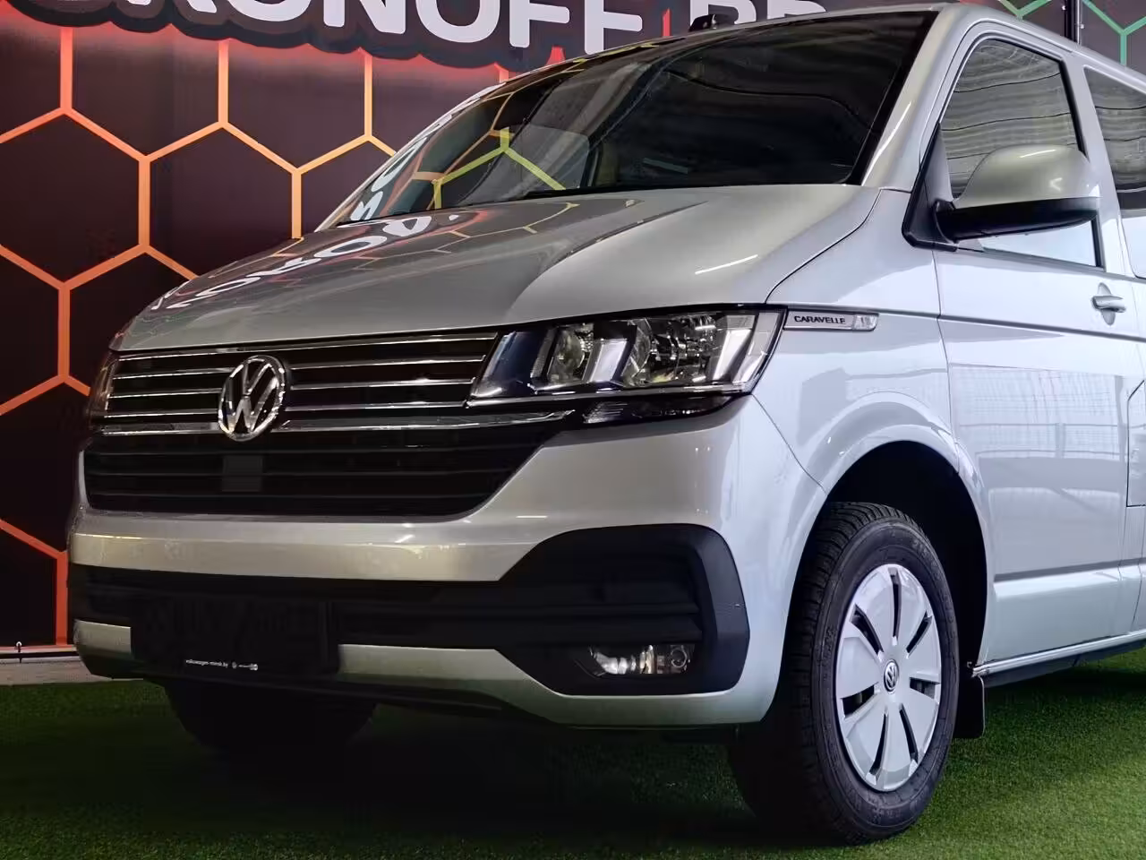 Volkswagen Caravelle фото 2