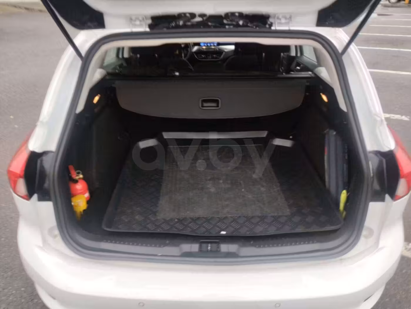 Ford Focus фото 10