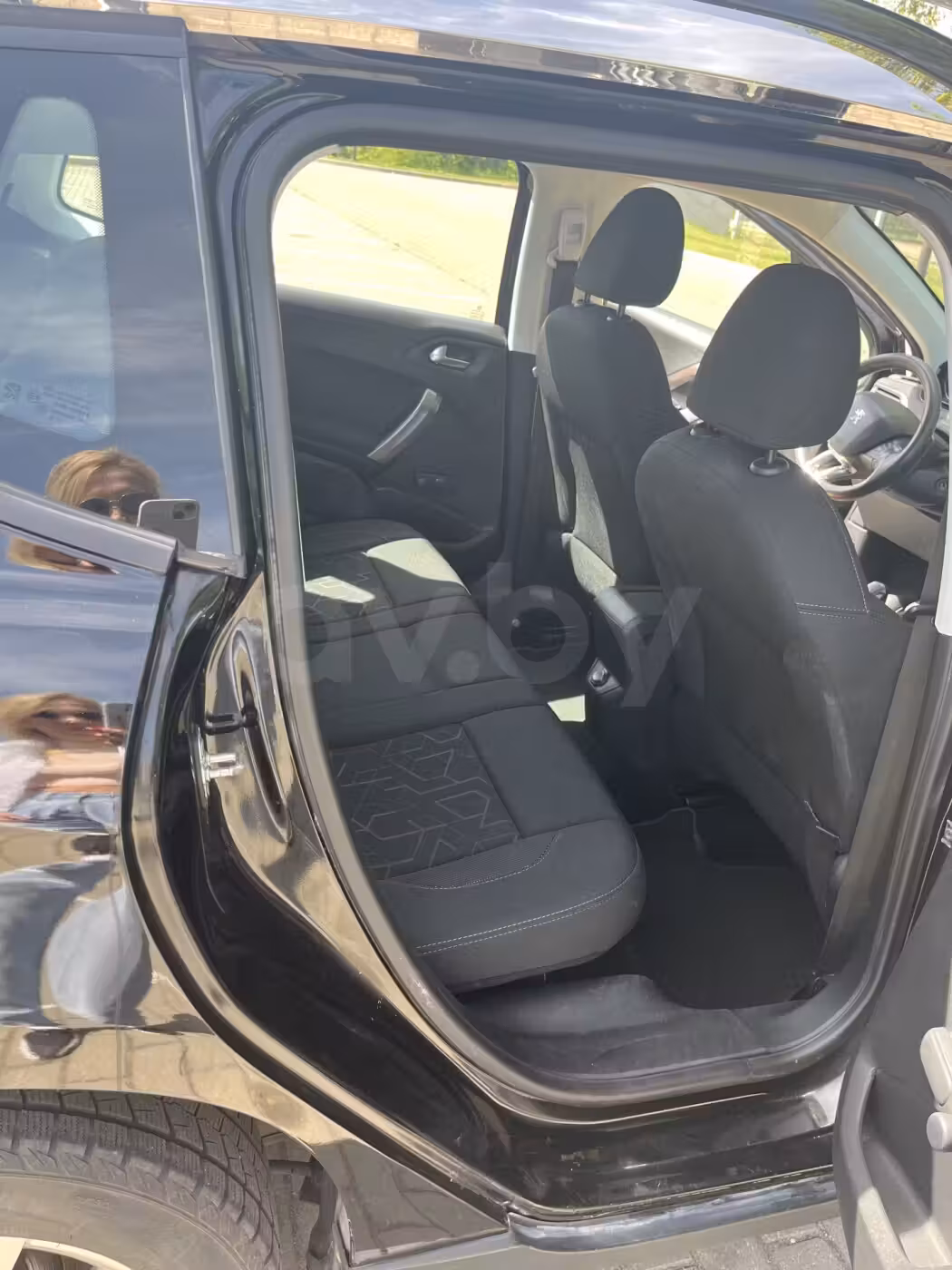 Peugeot 2008 фото 10