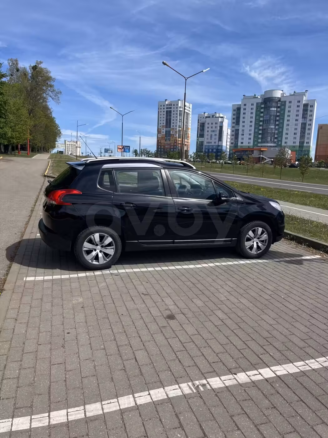 Peugeot 2008 фото 3