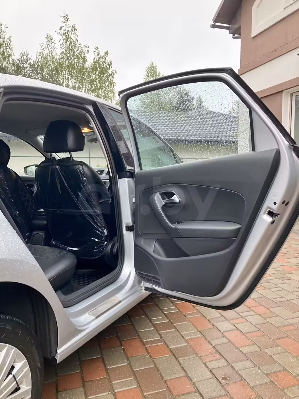 Volkswagen Polo Sedan фото 13