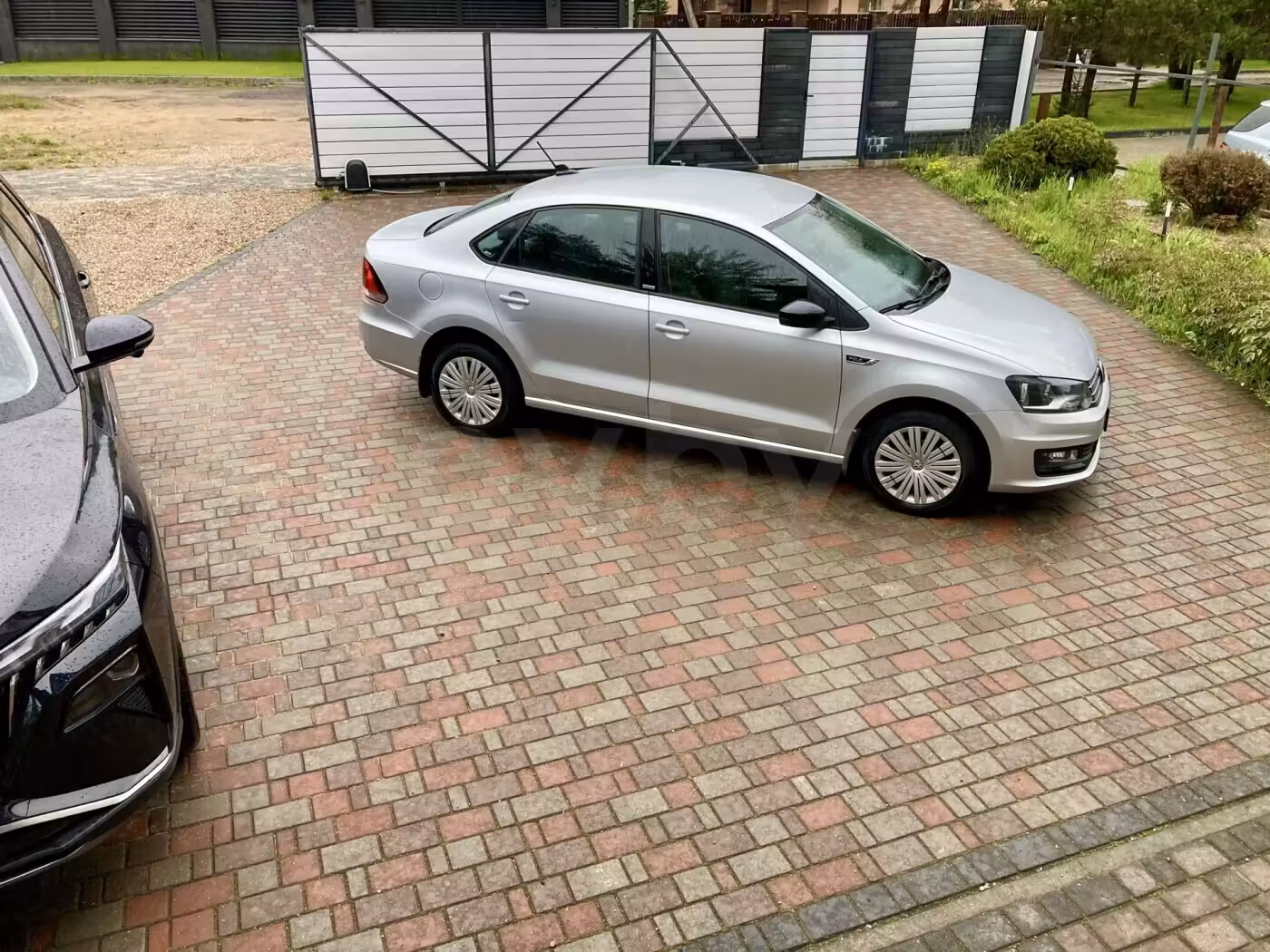 Volkswagen Polo Sedan фото 5