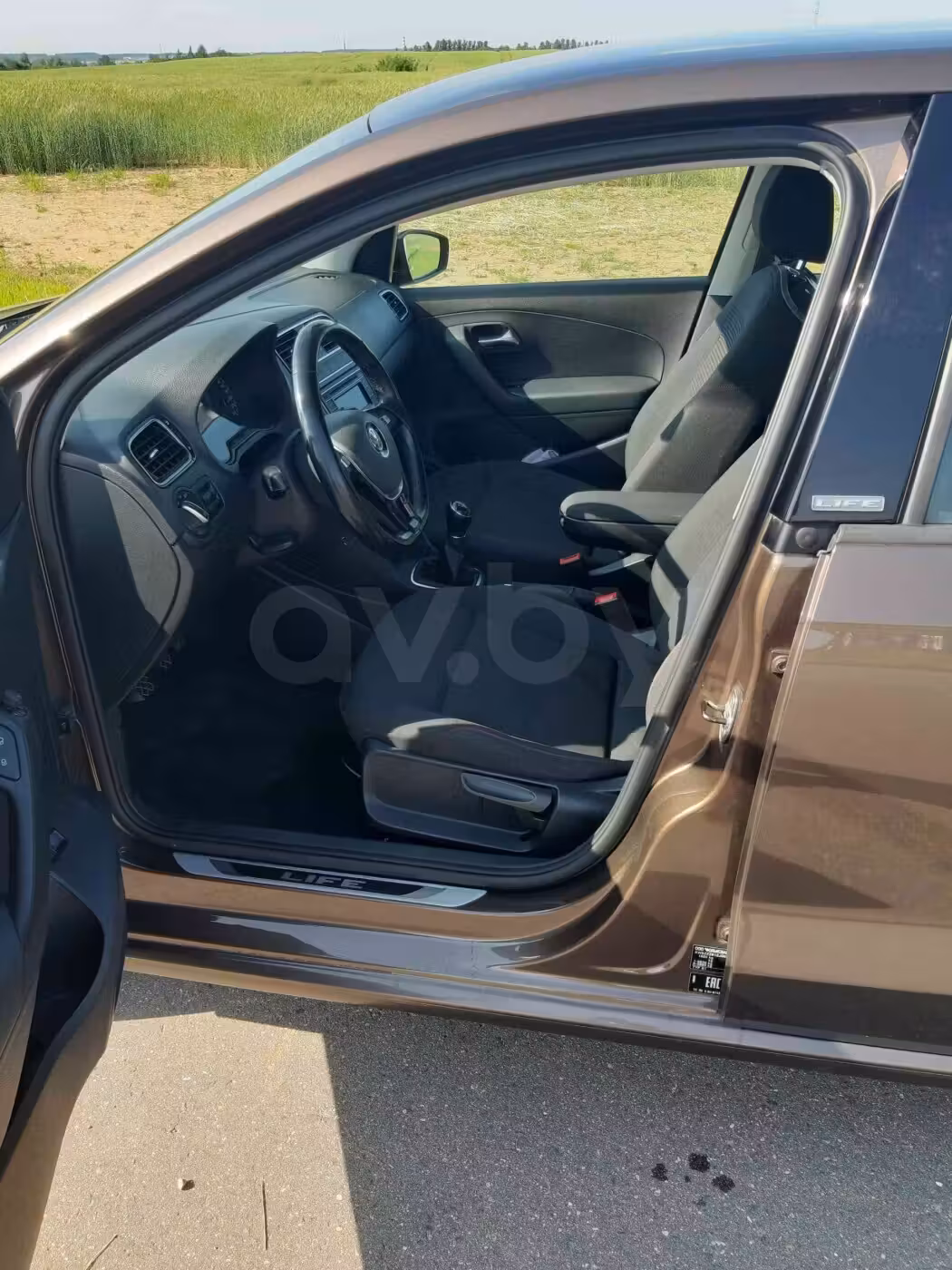 Volkswagen Polo Sedan фото 3