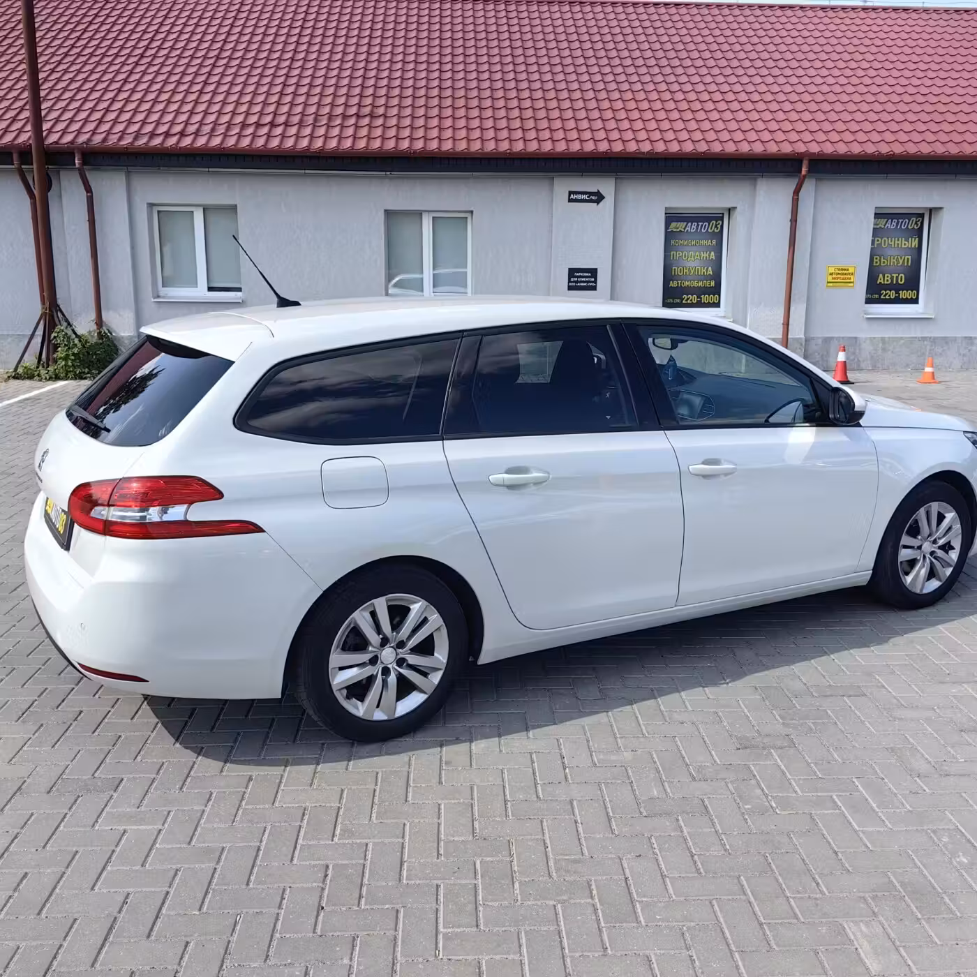 Peugeot 308 фото 8