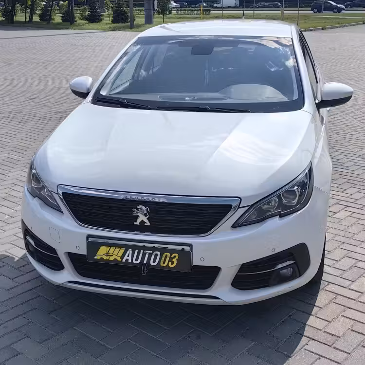 Peugeot 308 фото 2
