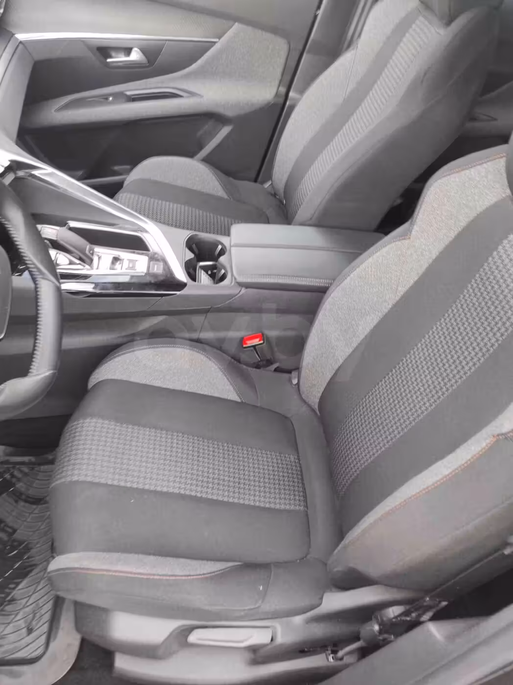 Peugeot 3008 фото 8